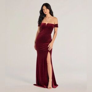 BRAND NEW with tags Velvet Off-The-Shoulder Mermaid Dress in Burgundy size SMALL